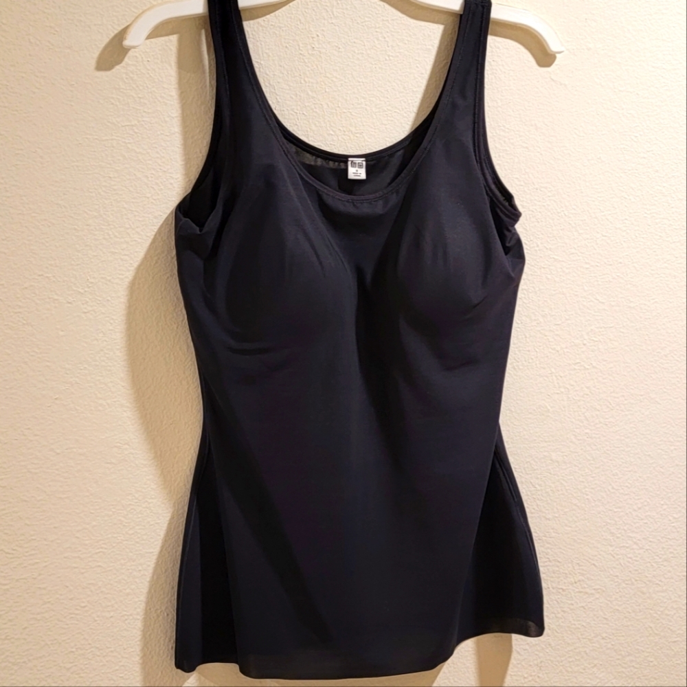 Uniqlo AIRism BLACK Body Shaper Seamless Bra Camisole Size M 35-37" Bust
